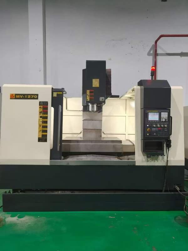 到货斌胜1270数控铣，非常便宜BT50主轴，罗毅6000转！.