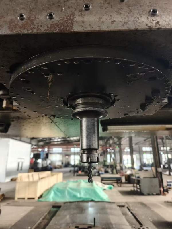 山东工厂海天6032龙门工期已到 便宜处理 带刀库 光栅.