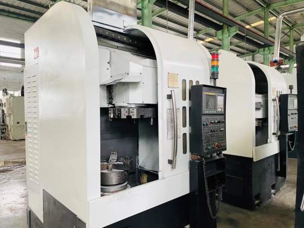 已售4台台湾原装油欣450数控立车，同款还有6台，在位.