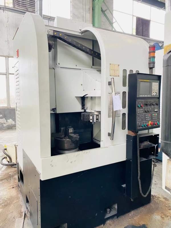 已售4台台湾原装油欣450数控立车，同款还有6台，在位.