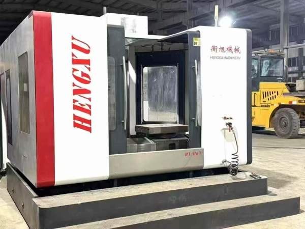 上海衡旭630卧加，3轴滚柱线轨，50主轴，24把刀臂刀库.