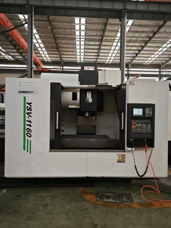 扬森1160立加，同款3台，，BT40罗毅主轴转速10000转，.