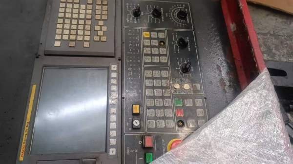 海天3028数控龙门，型号GLU2830，工作台32米，门宽2.8.