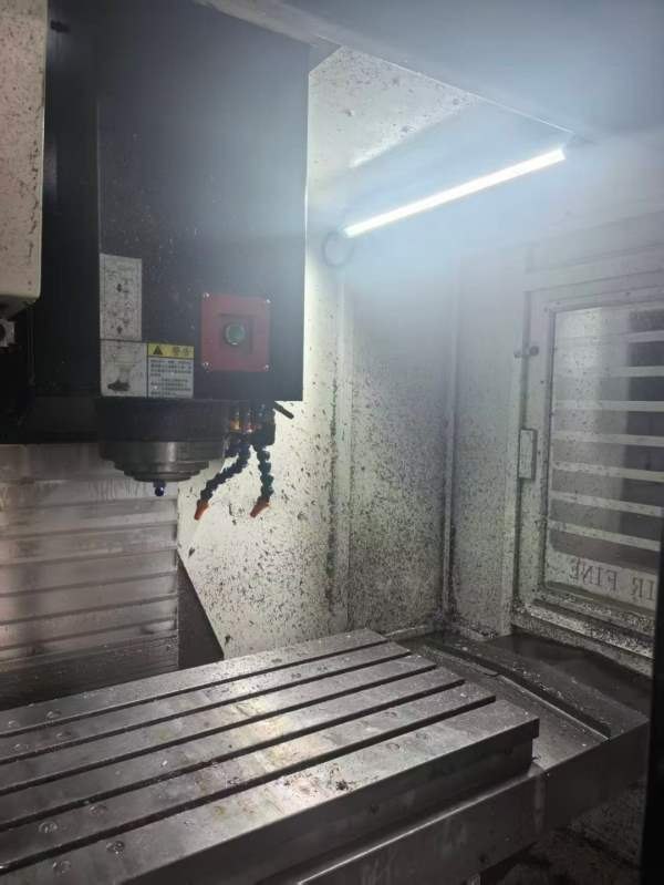 2022年6月乔峰V8只用了3000多小时三轴滚柱线规，主轴.