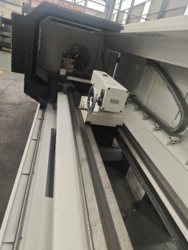 出售宝鸡HK63Bx3000数控车