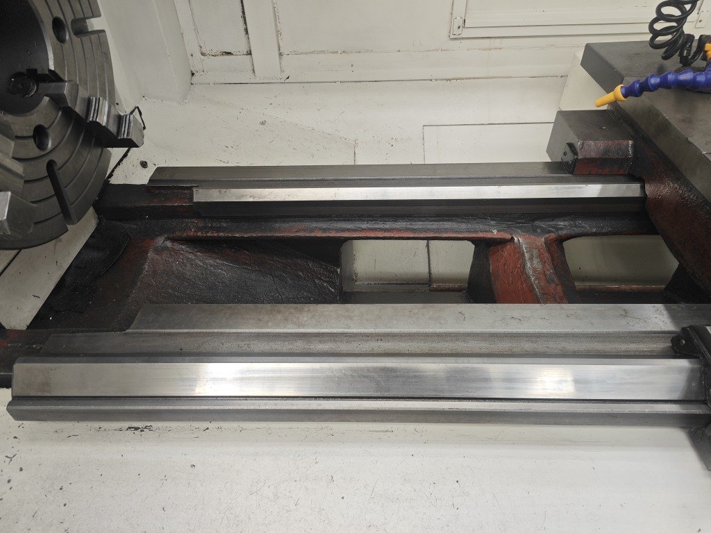 出售宝鸡HK63Bx3000数控车