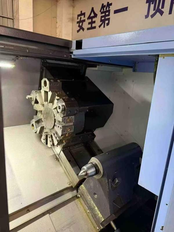 斗山PUMA2450数控车床，2台。回转直径650mm车削长度56.