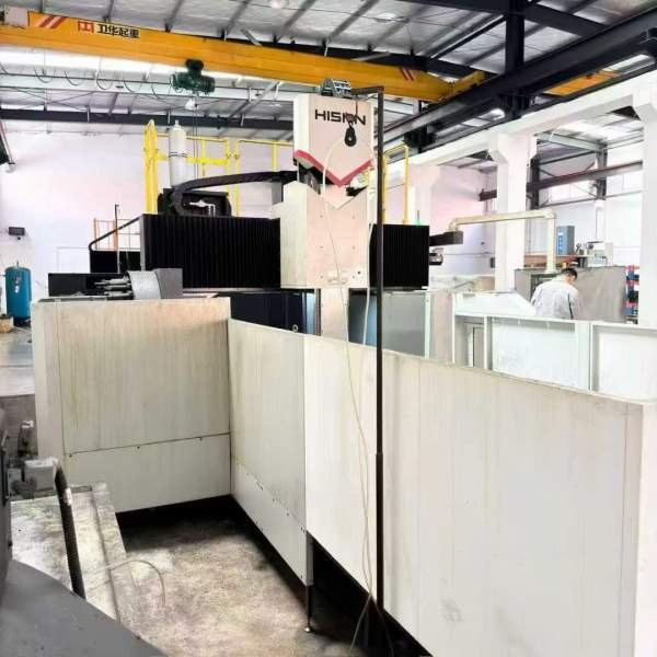 苏州工厂在位出售：海天4023龙门加工中心，工作台4米2.