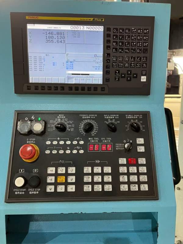 浙江金凯3022龙门加工中心，工作台1.83.1米，三轴行程.