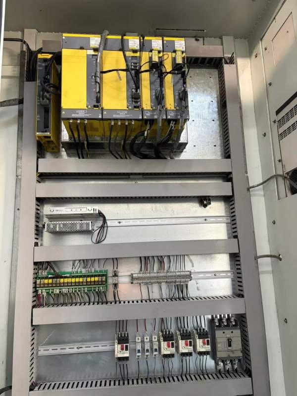 南京四开800单工位卧加同款两台，2022年出厂，法纳克M.