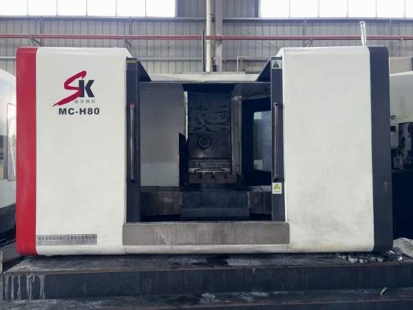 南京四开800单工位卧加同款两台，2022年出厂，法纳克M.