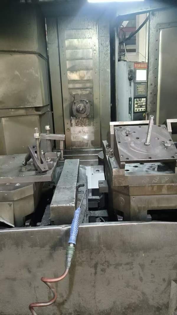 海天630双台卧式加工中心