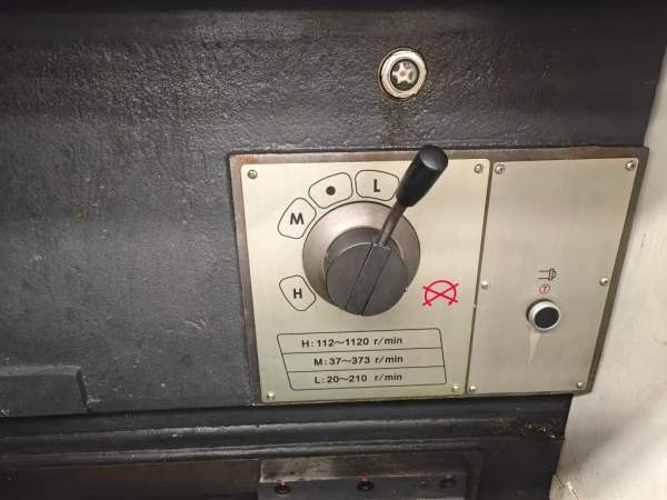 出售宝鸡2022年产HK80Bx3000数控车，广数系统，导轨宽.