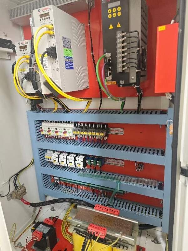 出售宝鸡2022年产HK80Bx3000数控车，广数系统，导轨宽.