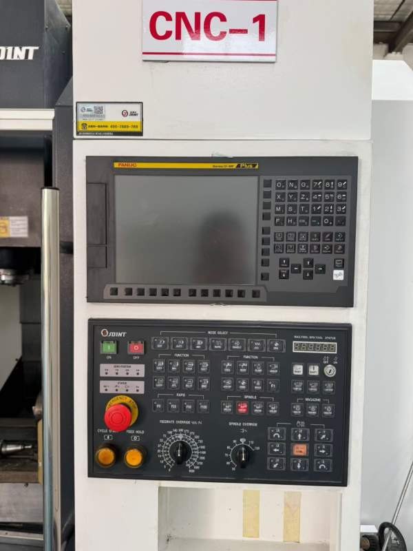 2023年捷甬达850加工中心，法那科mf Plus系统，三轴线.