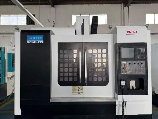 同款2台，峰伟850加工中心，三菱M80系统，三轴线轨，B.