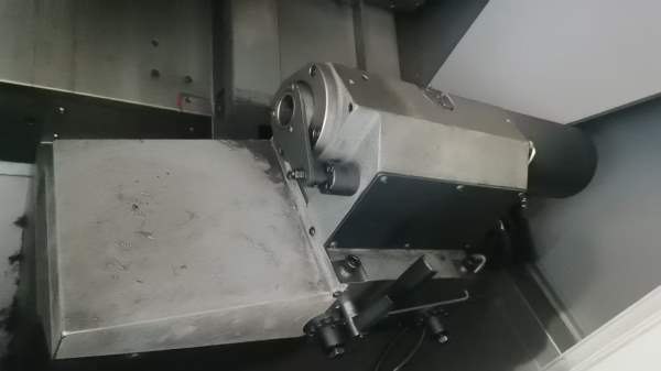 2021年日本津上M08D-II车铣复合，8寸卡盘，12工位刀塔.