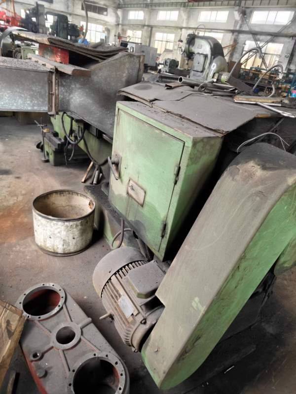 上海江宁C62631.5米车床，6301.5米，带马鞍，导轨如境.