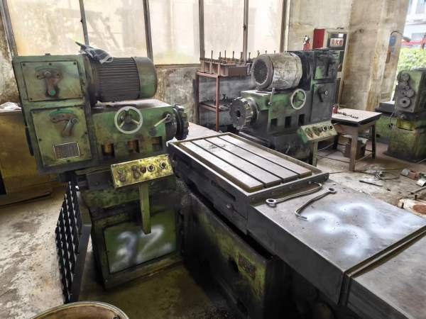 上海齿典双面铣6001000台面，双头铣