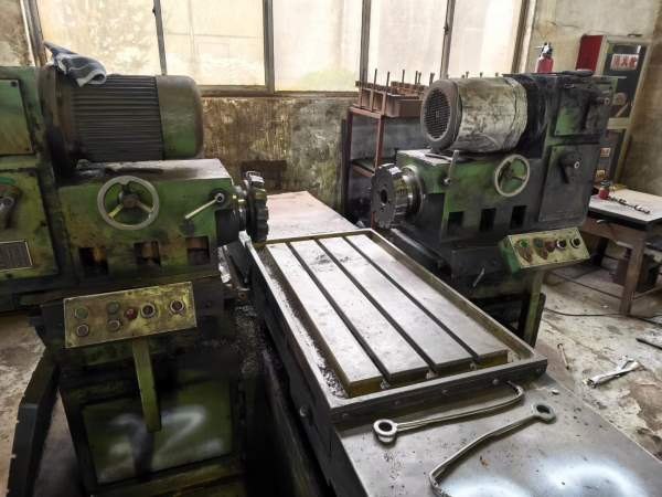 上海齿典双面铣6001000台面，双头铣