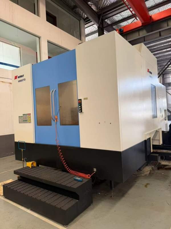 2023年准新安装基本未用纽威HM80TD双工作台卧加，三轴.