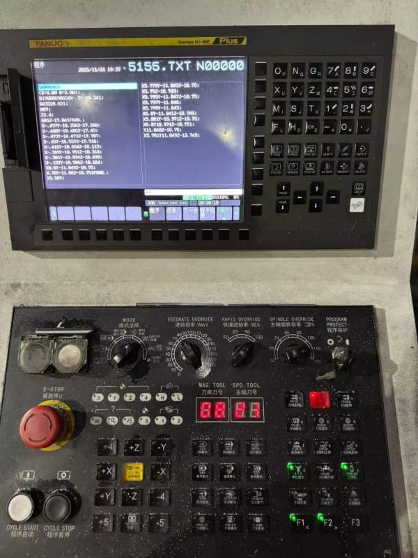 阿奇哈柏4027龙门加工中心发那科MFPLUS系统工作台2.5.