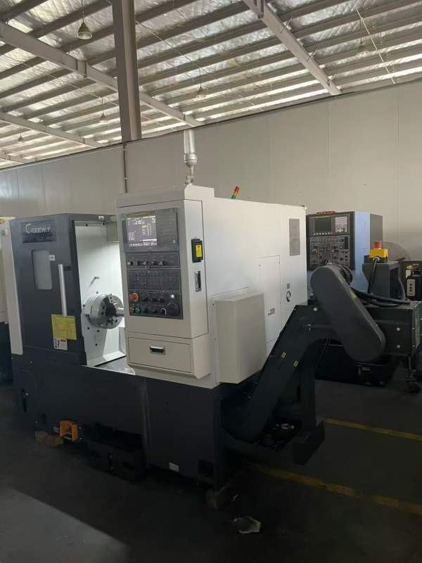 2023年出厂台湾程泰GLS200数控车床10寸选配卡盘12工位.