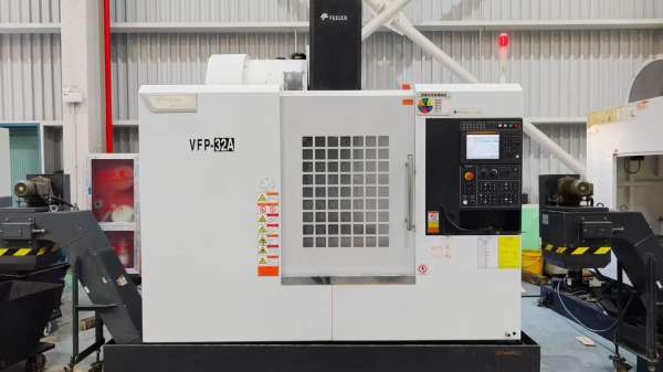 新到两台2023年安装少用台湾友佳VFP-32A（只用了几百.