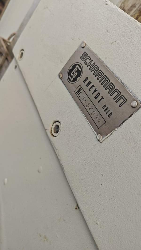 德国镗床，洛阳仓库。