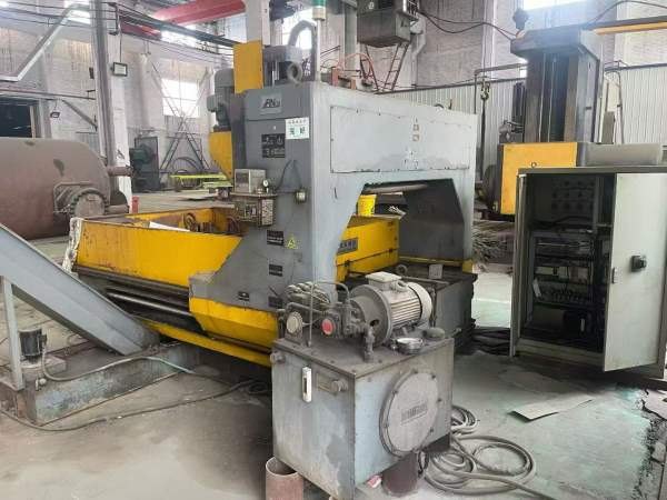 PLD2012龙门移动式数控平面钻，9.9新少用在位出售，带.