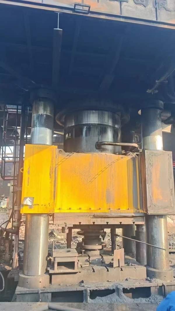 成都正西，5000吨热模锻造机，具体使用参数，如图说明.