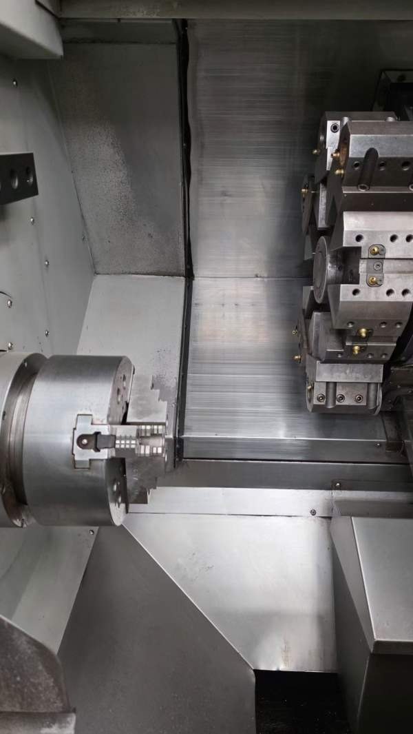 津上M08JII数控车床，2018年12月出厂，8寸卡盘，8工位.