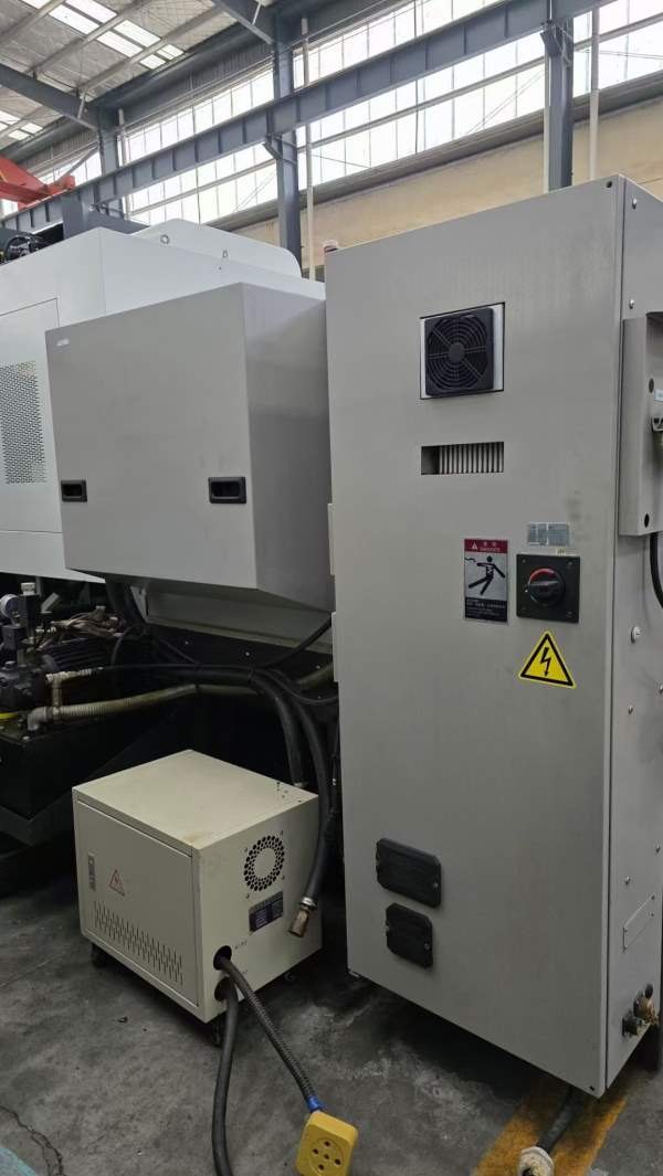 津上M08JII数控车床，2018年12月出厂，8寸卡盘，8工位.