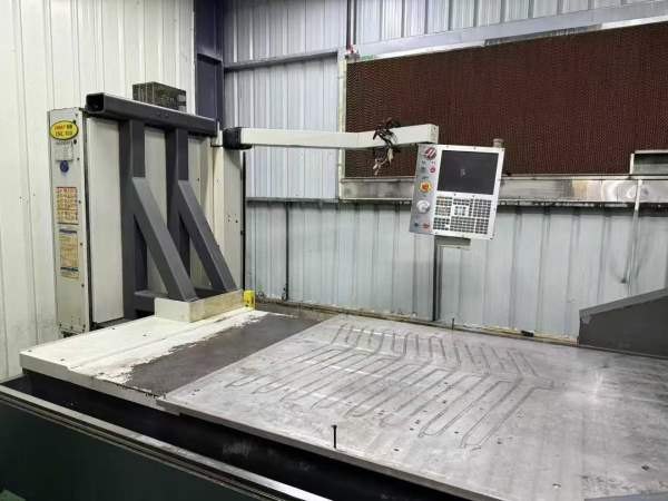 哈斯gr510，同款多台。