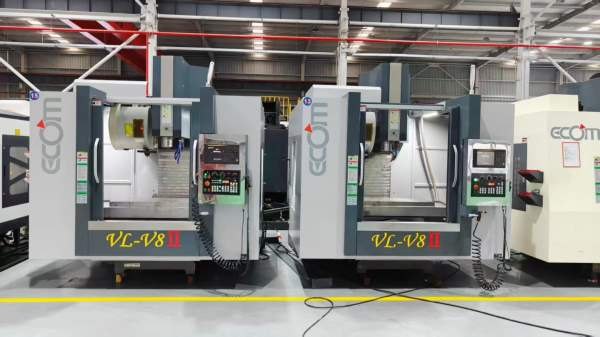 同款两台2023年福建东钢855加工中心（新机28万），发.