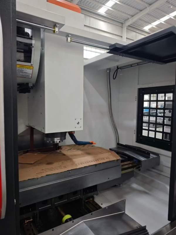 全新带中心出水1166一台，品牌太标（肩扛式）光机，台.