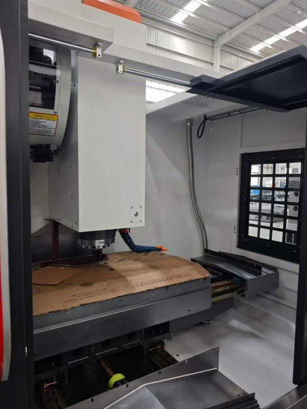 全新带中心出水1166一台，品牌太标（肩扛式）光机，台.