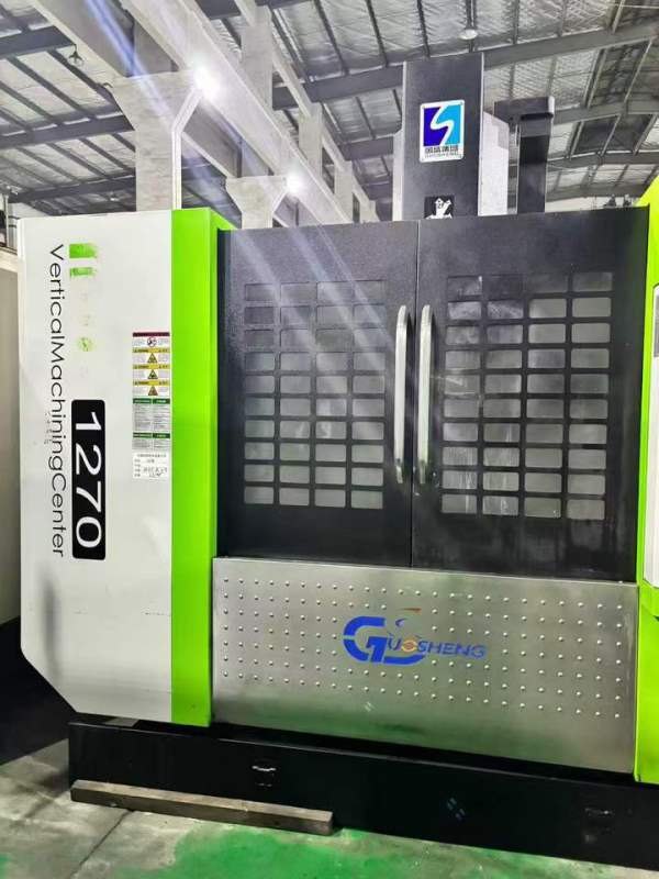 准新机：2021年南通国盛1270数控铣床，法纳克系统，BT.