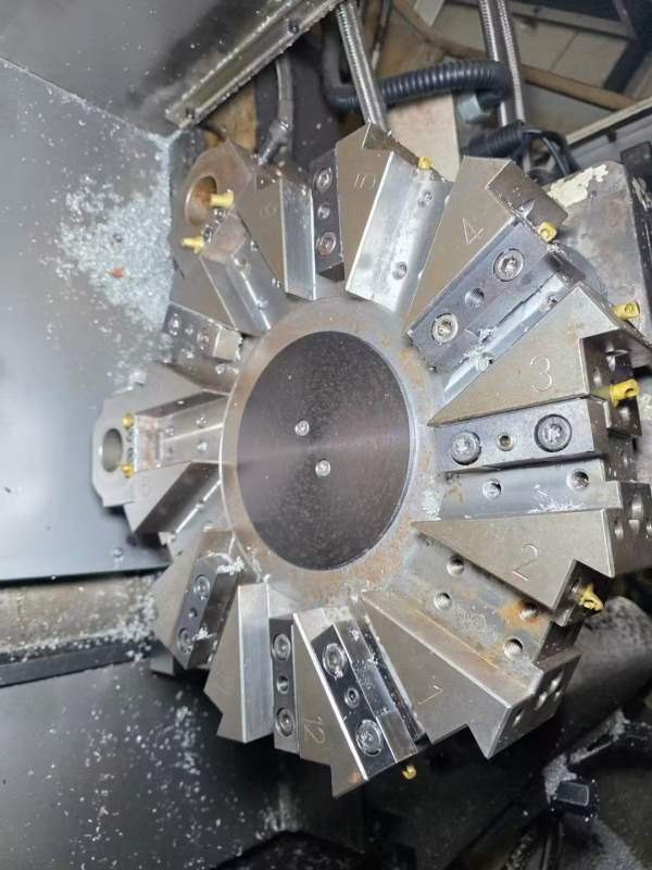 斗山310数控车床，8寸，硬轨，同款5台，导轨雪亮，带.