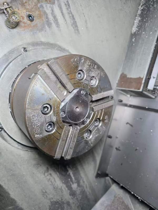 斗山310数控车床，8寸，硬轨，同款5台，导轨雪亮，带.