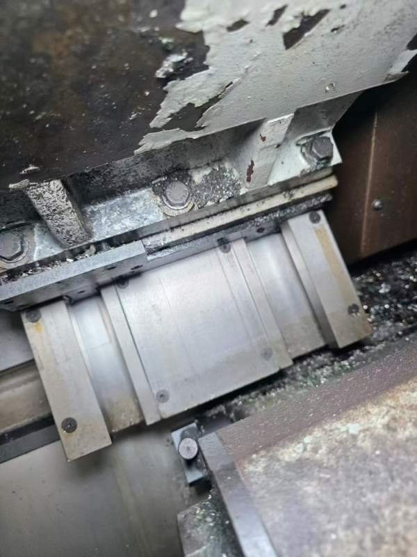 斗山310数控车床，8寸，硬轨，同款5台，导轨雪亮，带.