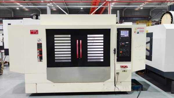 新到一台2021年广东乔峰T16大行程钻攻，发那科OI-MFPl.