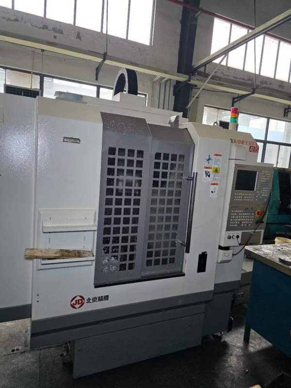 人在现场，在位出售数控机床设备一批，具体可看清单，.