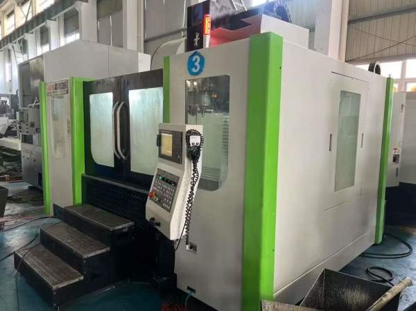国胜1680加工中心，导轨两线一硬，刀库24把，X/Y/Z行.