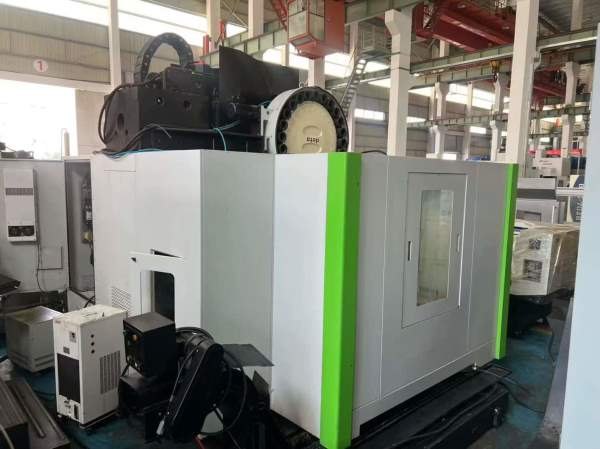 国胜1680加工中心，导轨两线一硬，刀库24把，X/Y/Z行.