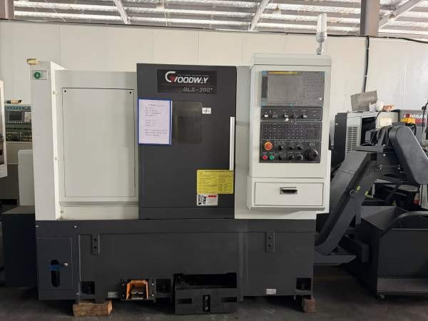 2023年出厂台湾程泰GLS200数控车床同款2台。12工位重.