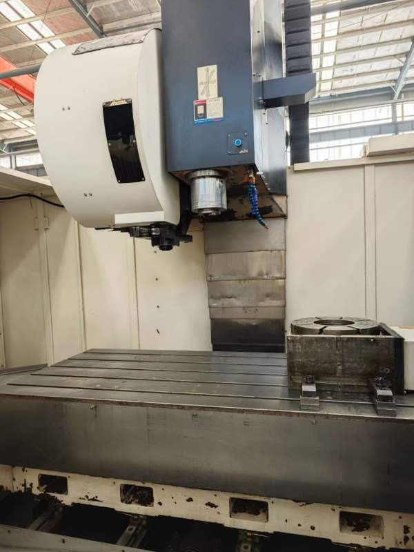 杨森系列1160，1375，1890立式加工中心多台。通电即用.