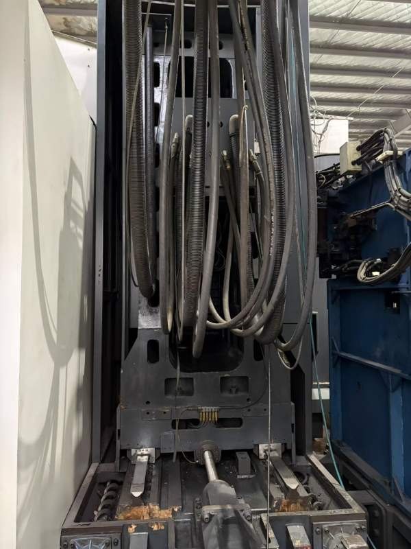 同款两台纽威800双台卧加。