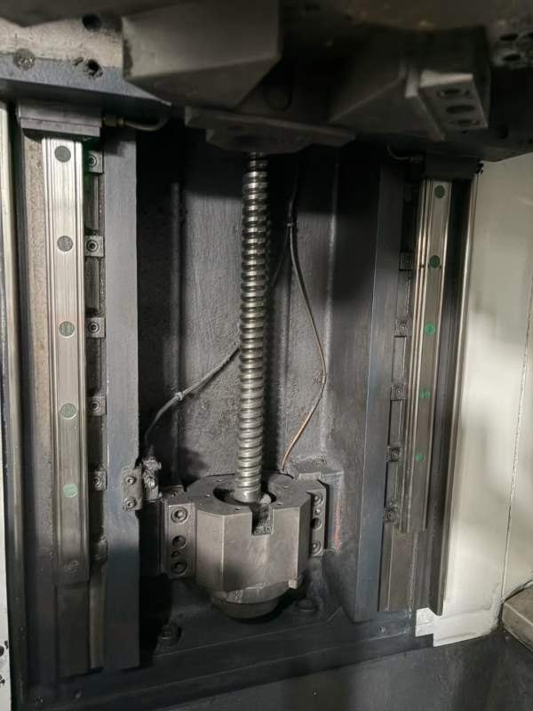 同款四台油机320立车，带Y轴。