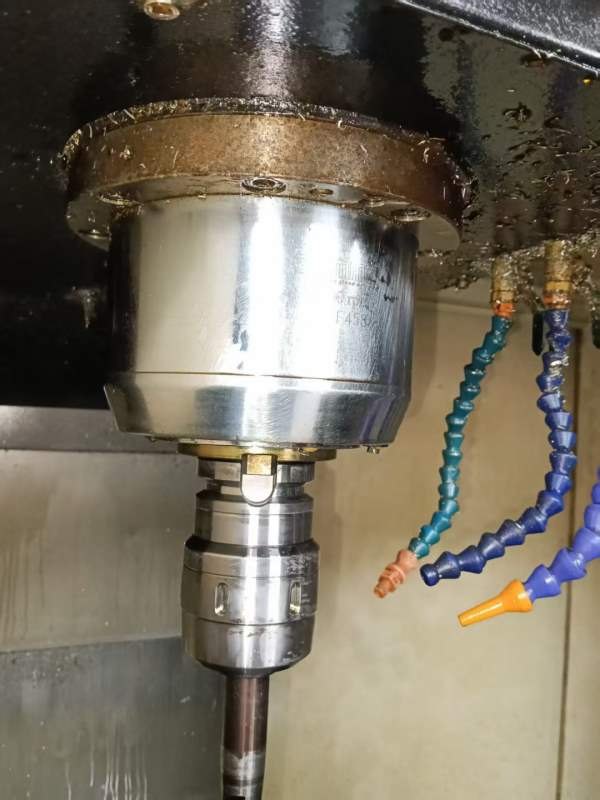 刚刚买下原装精品机况台湾珈玛1200加工中心，三轴线规.